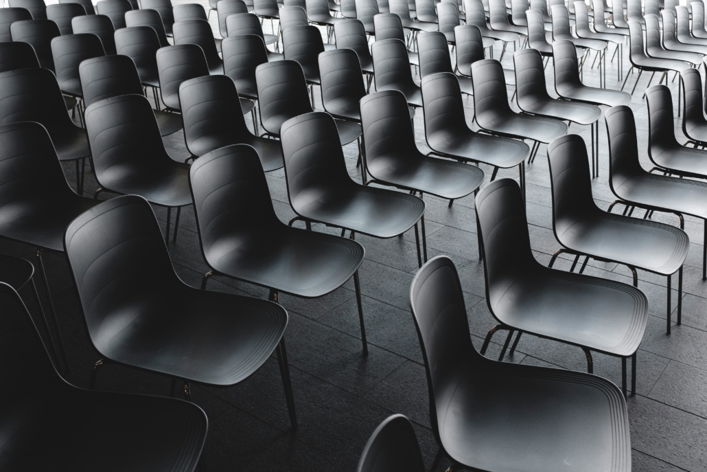 sedie nell'aula